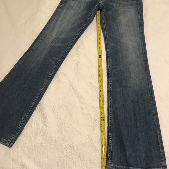 Miss Me Special Edition cowhide rhinestone bootcut 5 pocket blue jeans (size 28) - Picture 10 of 16